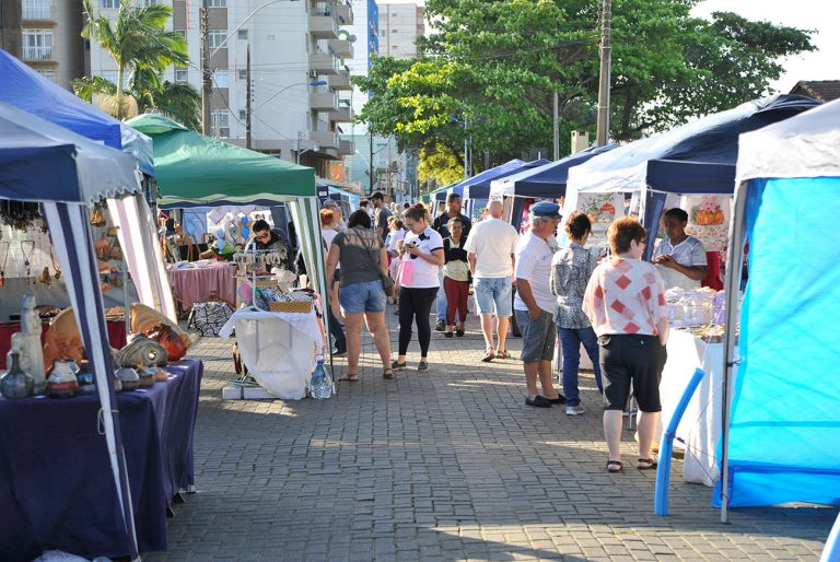 1º encontro de artesanato do litoral catarinense (Piçarras)