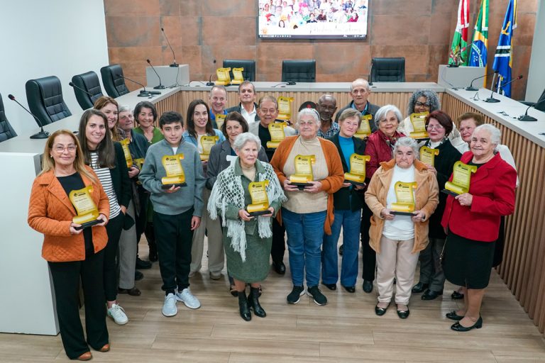 Homenagem Mestres dos Saberes (Piçarras)
